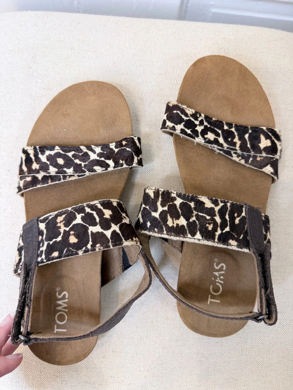 TOMS Women's Size 7 Leopard Print Brown Sandal